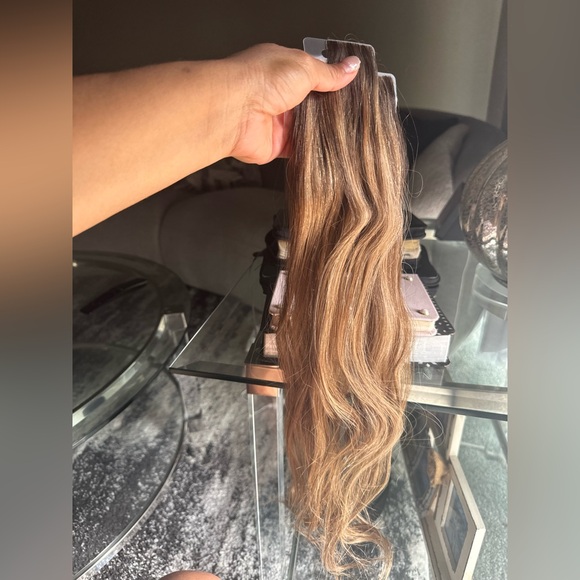 Glam Seamless Hair Extensions tape in 20"
Hazelnut color , - Picture 4 of 7